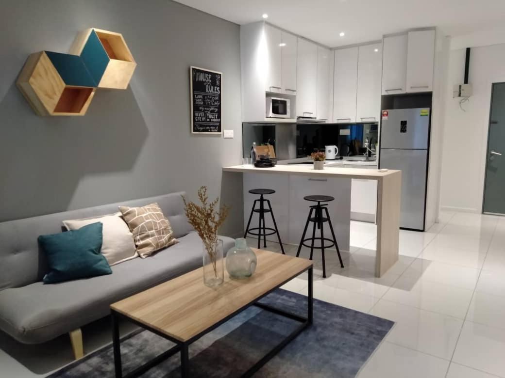 Signature Apartment At Mercu Summer Suites Klcc Куала-Лумпур Экстерьер фото